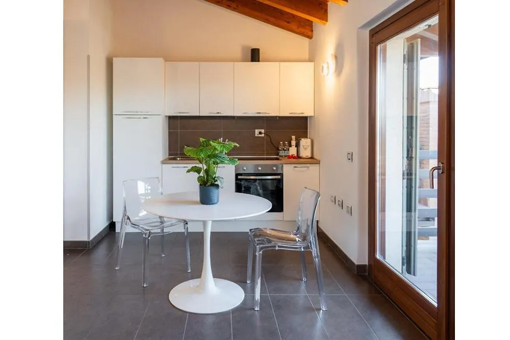 Bes Residence Bergamo Polaresco 0*,